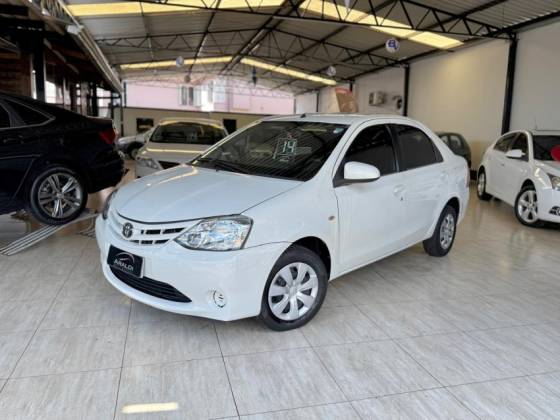 TOYOTA ETIOS 1.5 XS SEDAN 16V FLEX 4P MANUAL TOYOTA ETIOS 1.5 XS SEDAN 16V FLEX 4P MANUAL